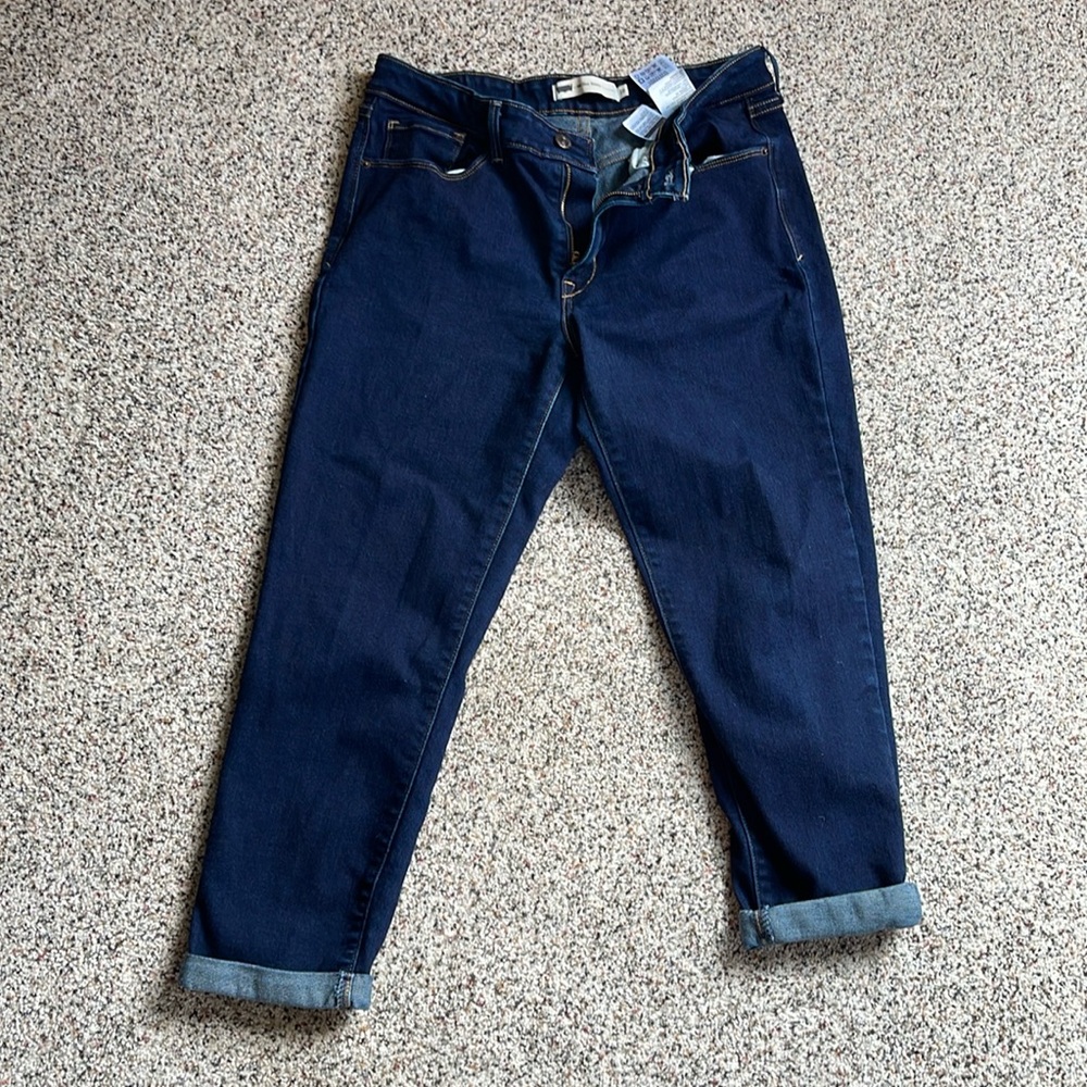 Levi’s capri jeans